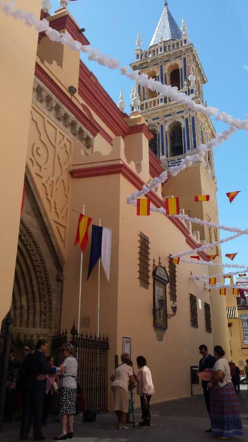 Espacio Amalia Triana Sevilla Eksteriør bilde