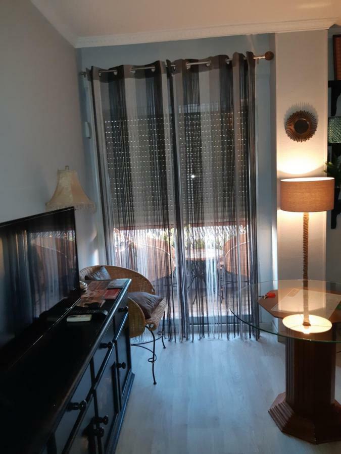 Espacio Amalia Triana Sevilla Eksteriør bilde